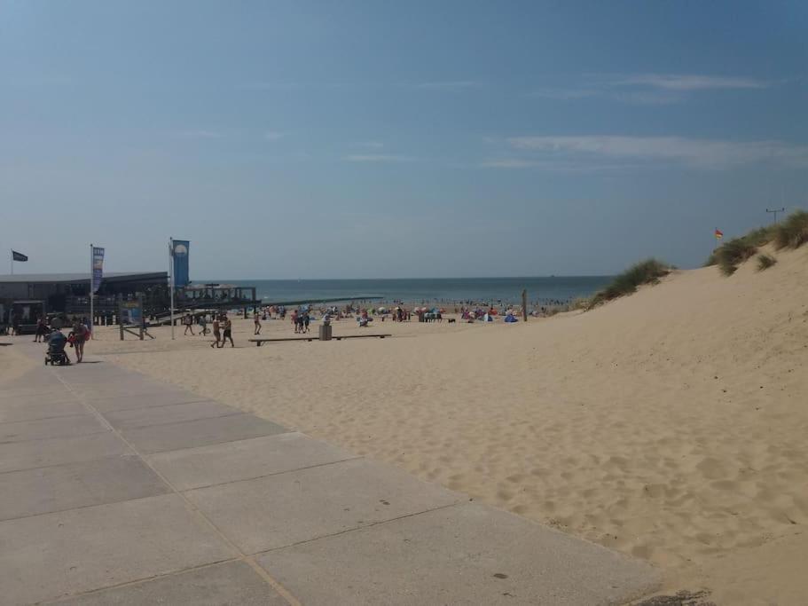 Beach Apartment +/- 5 Minutes To Sea, Self Checkin Julianadorp Exterior photo